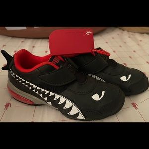Puma kids sneaker -Size:10